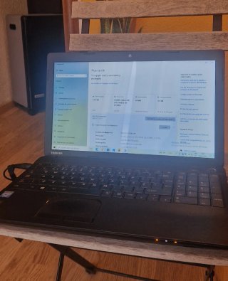 Portatile Toshiba Satellite C50-A-1JM Nero