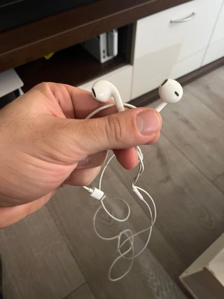 iPad Air 2 + Apple Watch SE 38mm + EarPods
