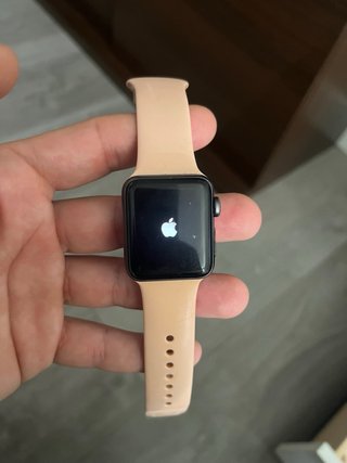 iPad Air 2 + Apple Watch SE 38mm + EarPods