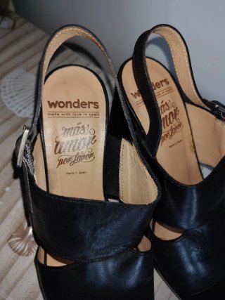 Sandalias Wonders Talla 37 Negras