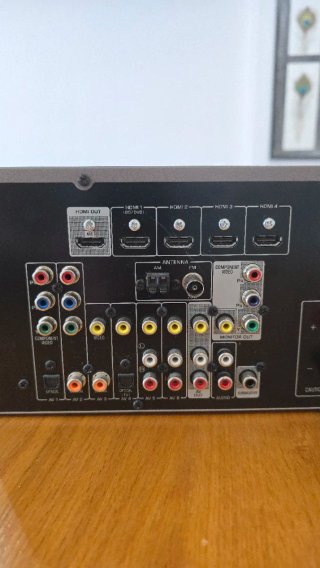 Amplificador Yamaha HTR-4065 Plata