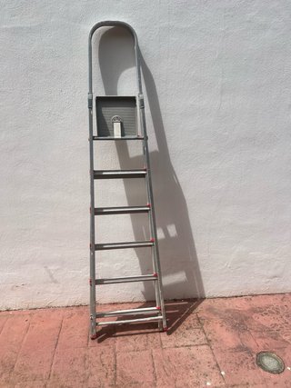 Escalera metálica 6 peldaños