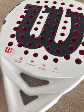 Pala de pádel Wilson Bela