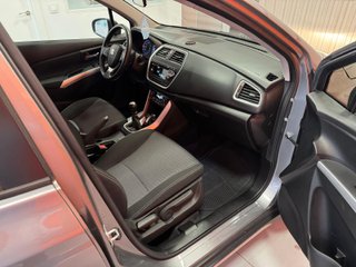 Suzuki S-Cross 2015