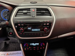 Suzuki S-Cross 2015
