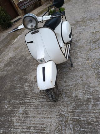 Vespa 200 Clásica Blanca Manual