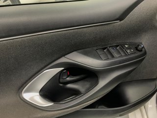 TOYOTA YARIS 120H 1.5 ACTIVE TECH HÍBRIDO