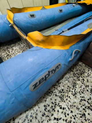 OFERTA! Barca/ Lancha para pescar inflable Zephyr