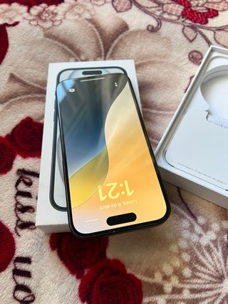 iPhone 15 128GB