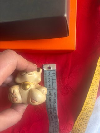 Ornamento Thun cane con cuore dorato