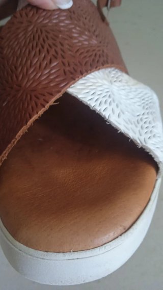 Sandalias Raquel Pérez Piel Talla 36 Marrón/Blanco