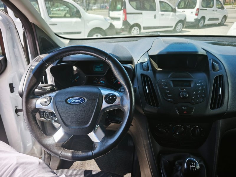 Ford Tourneo Connect 2018, foto 11