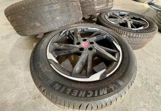 SE VENDE KIT COMPLETO MICHELIN (SEGUNDA MANO) 19"