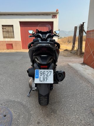 Honda Forza 300