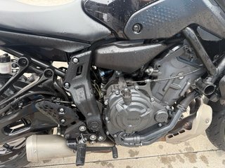 Yamaha MT-07 2022 pure negra