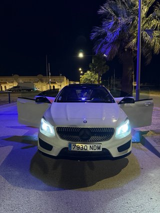 Mercedes-Benz CLA 2015