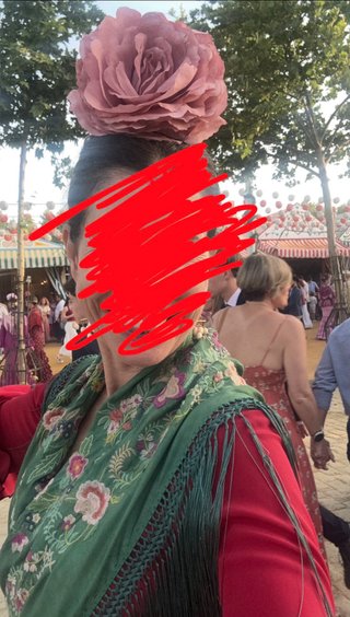 Traje Gitana Burdeos Volantes
