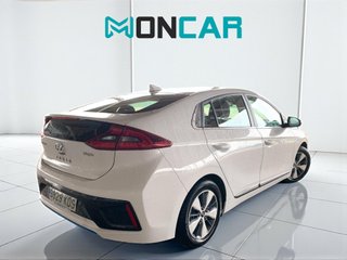 HYUNDAI IONIQ PHEV 1.6 GDI Tecno