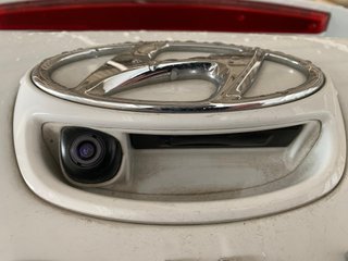 HYUNDAI IONIQ PHEV 1.6 GDI Tecno