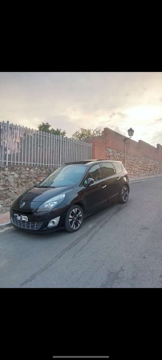 Renault Grand Scenic 2014