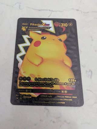 Carta Pokémon Pikachu VMAX Negra