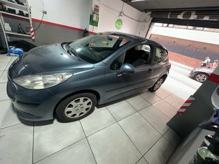 Peugeot 207 2006