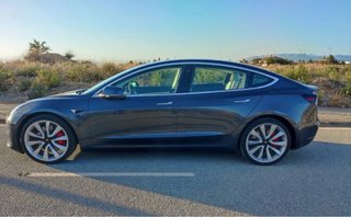 Tesla Model 3 2019