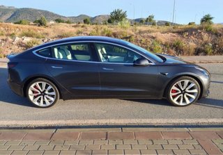 Tesla Model 3 2019