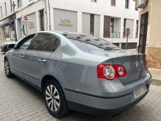 Volkswagen Passat 2010
