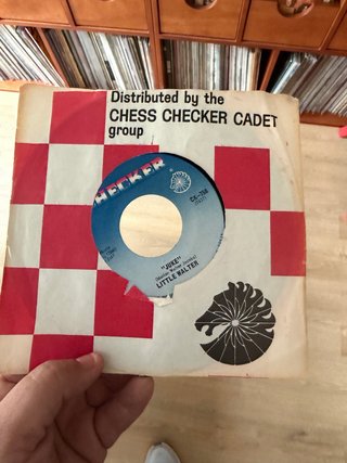 Little Walter Juke / Can't Hold Out Much Longer 7