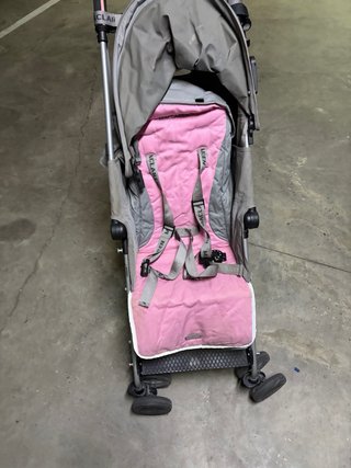 Silla de paseo McLaren gris y rosa