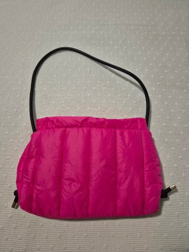 Bolso acolchado fucsia