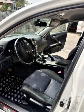Lexus IS220D año 2007