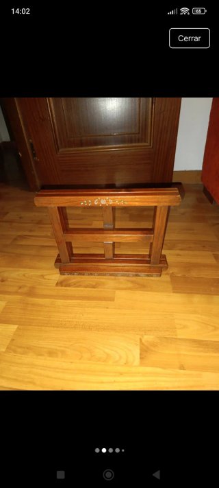 Atril de madera