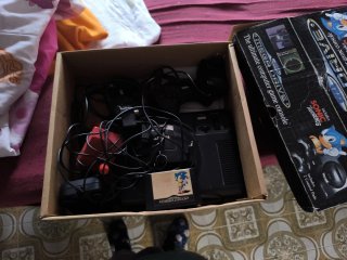 Sega Mega Drive Consola + 2 Mandos + 1 Juego