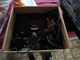 Sega Mega Drive Consola + 2 Mandos + 1 Juego