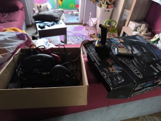 Sega Mega Drive Consola + 2 Mandos + 1 Juego