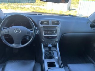 Lexus IS 220 d