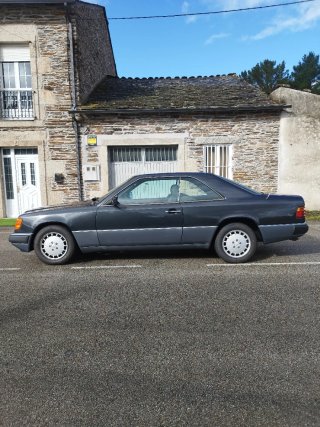 Mercedes-Benz Clase E 1992