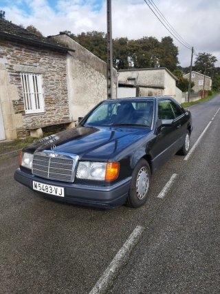 Mercedes-Benz Clase E 1992