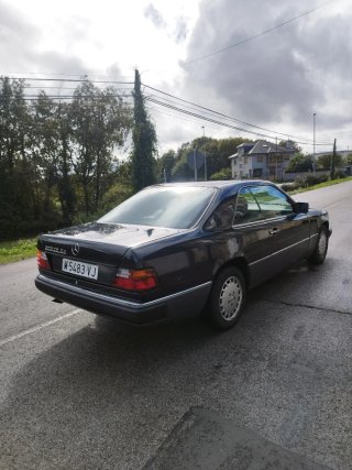 Mercedes-Benz Clase E 1992