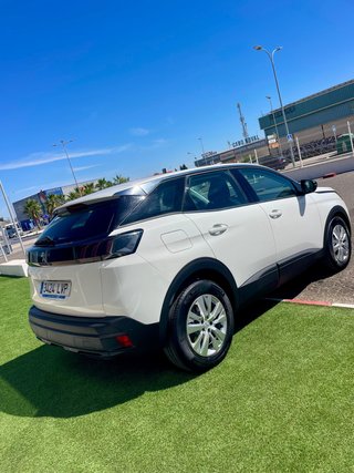 Peugeot 3008 2022