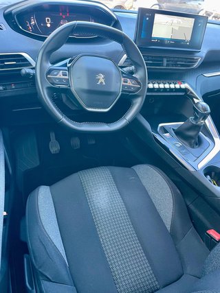 Peugeot 3008 2022