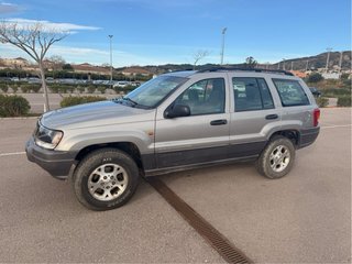 Jeep Grand Cherokee año 2000 (127.000km)