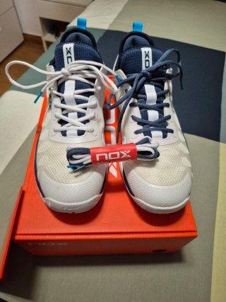 Zapatillas Nox Nerbo Pádel Blancas Talla 45