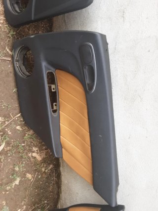 Paneles puerta Alfa Romeo 156