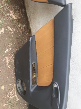 Paneles puerta Alfa Romeo 156