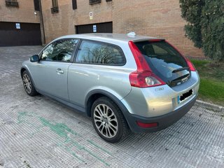 Volvo C30 Plata con motor diesel 2.0 136cv