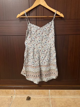 Mono estampado floral Stradivarius