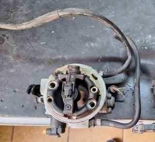Colector y Cuerpo Admisión Monopunto Renault 1.4
